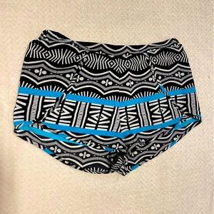 Volcom shorts, size medium! New no tags